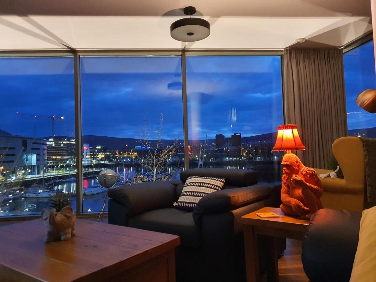 Luxury Apartment Marina Views At Titanic Quarter เบลฟาสต์ ภายนอก รูปภาพ